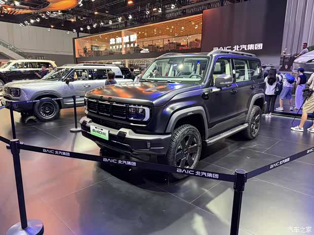 2026成都车展：北京越野BJ40增程黑武士首发